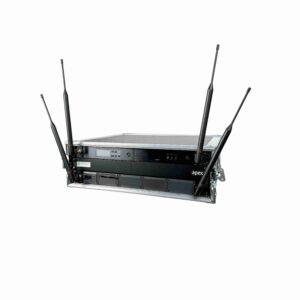 2-CHANNEL SHURE QLXD4   H51 534-598 MHz INCLUDING CHARGER