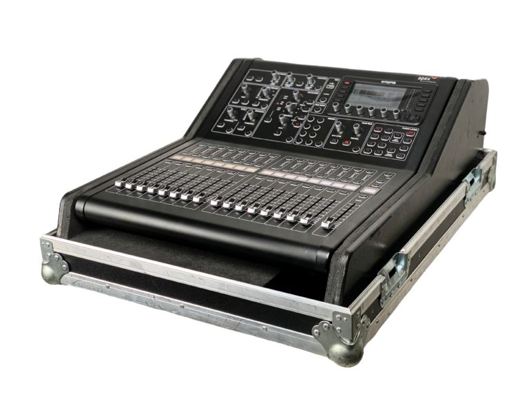 DESK MIDAS M32 (32CH IN / 16 CH OUT) WITH USB READER / RECORDER apex catalogue